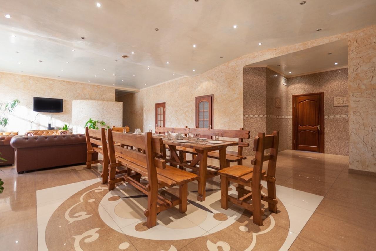 Stary Melnik Hotel Almaty Exterior foto